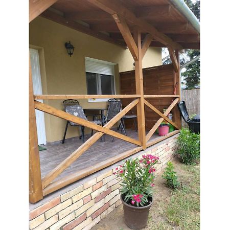 Forrás Vendégház Tata Exterior foto