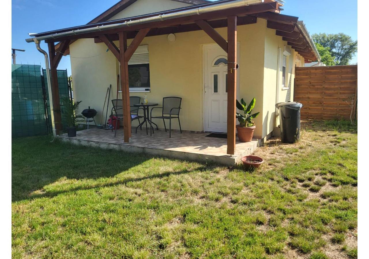 Forrás Vendégház Tata Exterior foto
